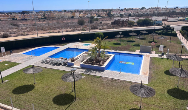 Reventa - Apartamento / piso - Lomas De Campoamor - Inland