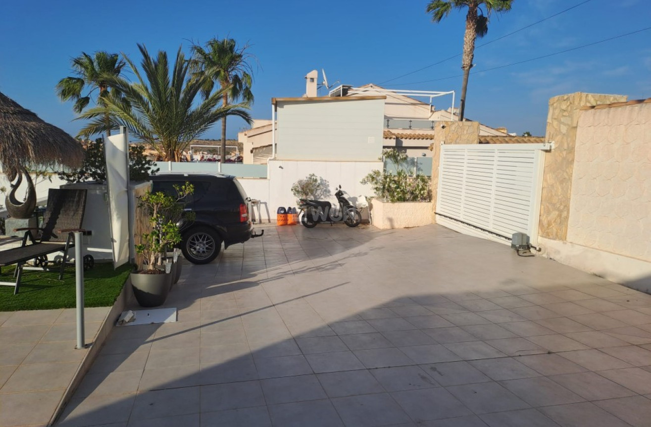 Odsprzedaż - Villa - Ciudad Quesada - Costa Blanca