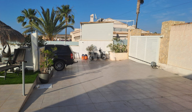 Odsprzedaż - Villa - Ciudad Quesada - Costa Blanca