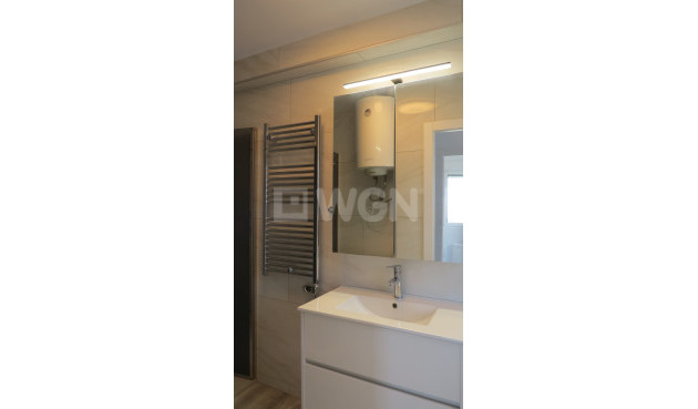 Resale - Apartment / flat - Torrevieja - Costa Blanca