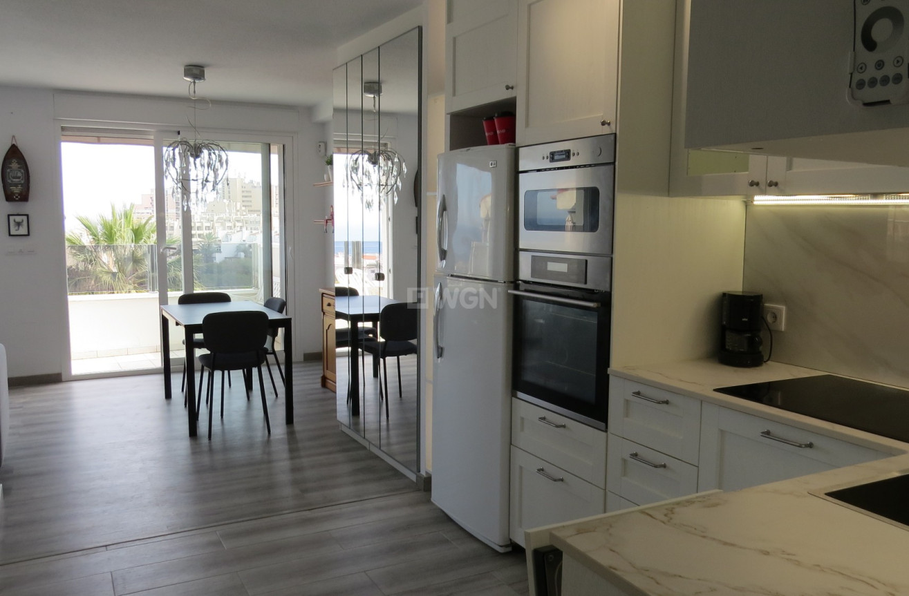 Resale - Apartment / flat - Torrevieja - Costa Blanca