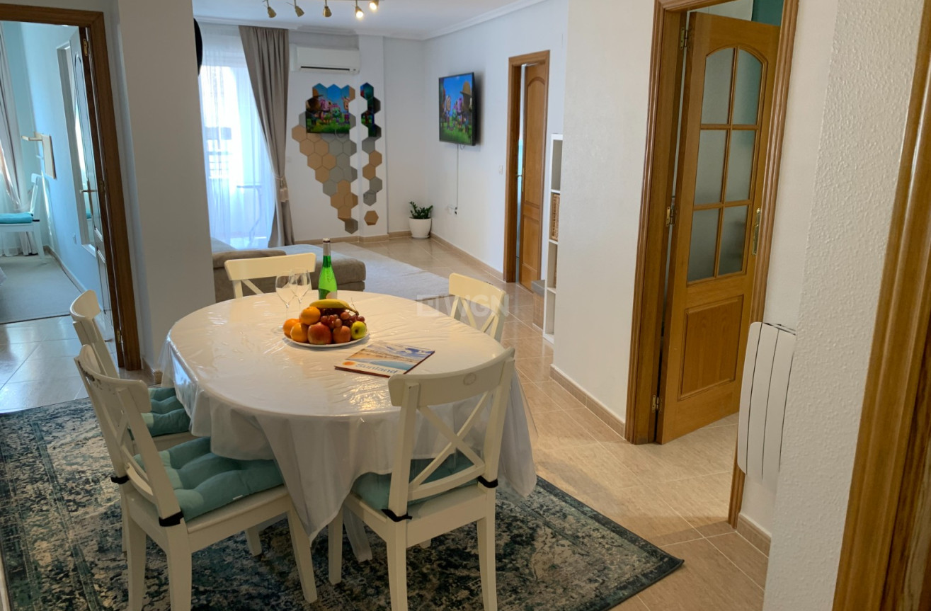 Resale - Apartment / flat - Torrevieja - Costa Blanca