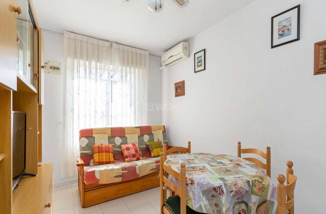 Reventa - Apartamento / piso - Torrevieja - Lago Jardin