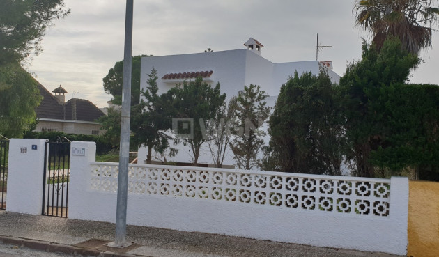 Odsprzedaż - Villa - La Zenia - Costa Blanca