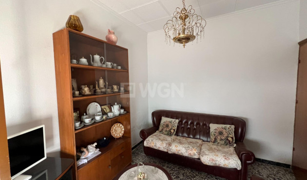 Resale - Townhouse - Dolores - Centro