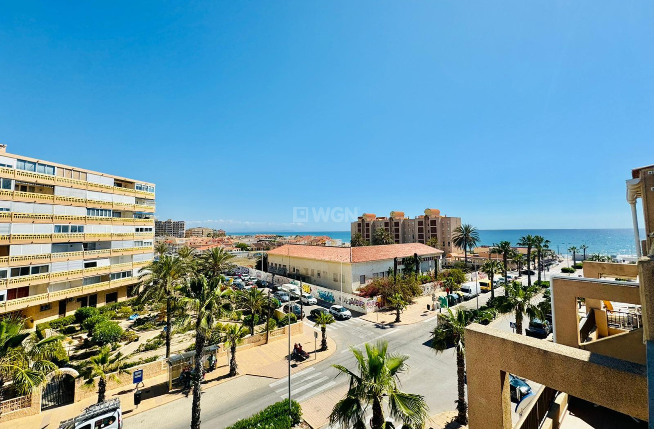 Odsprzedaż - Mieszkanie w bloku - Torrevieja - Costa Blanca