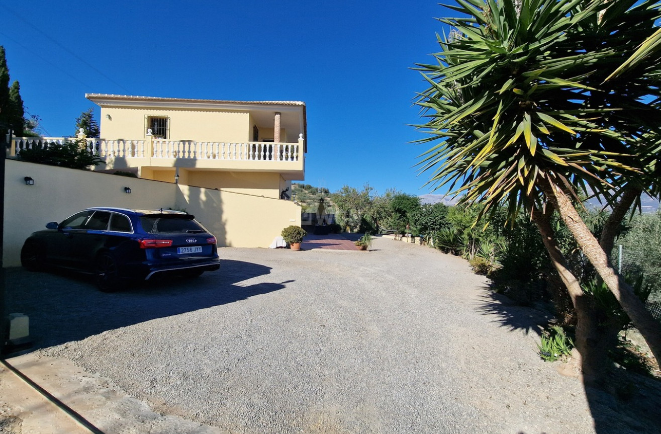 Resale - Villa - Vinuela - Inland