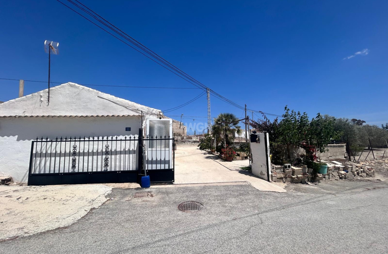 Resale - Villa - Orihuela - Inland