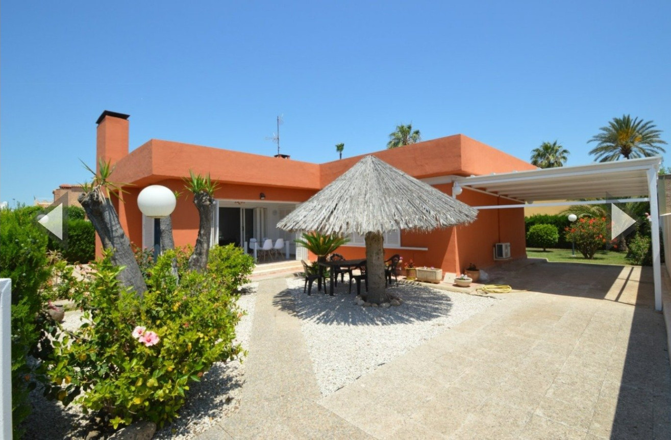 Odsprzedaż - Villa - Torrevieja - La Veleta