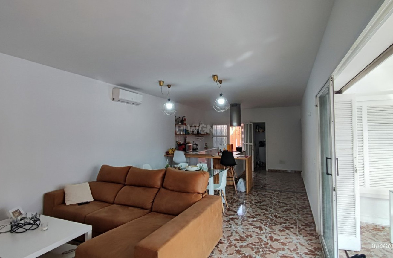 Resale - Villa - Torrevieja - La Veleta