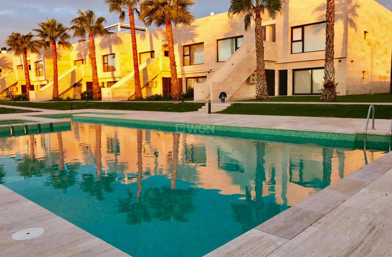 Resale - Apartment / flat - Pilar de la Horadada - Costa Blanca