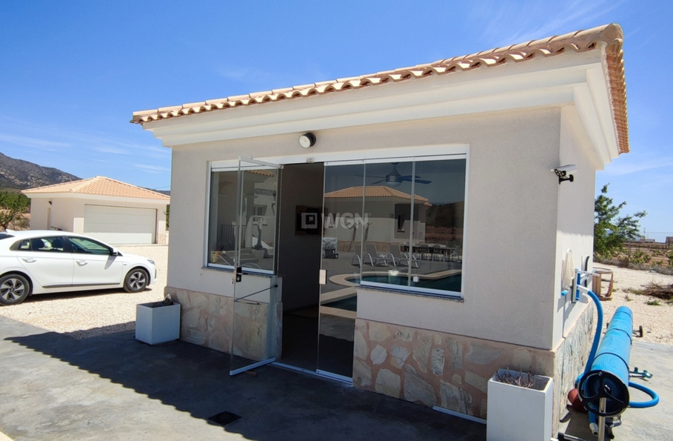 Resale - Villa - Pinoso - Inland