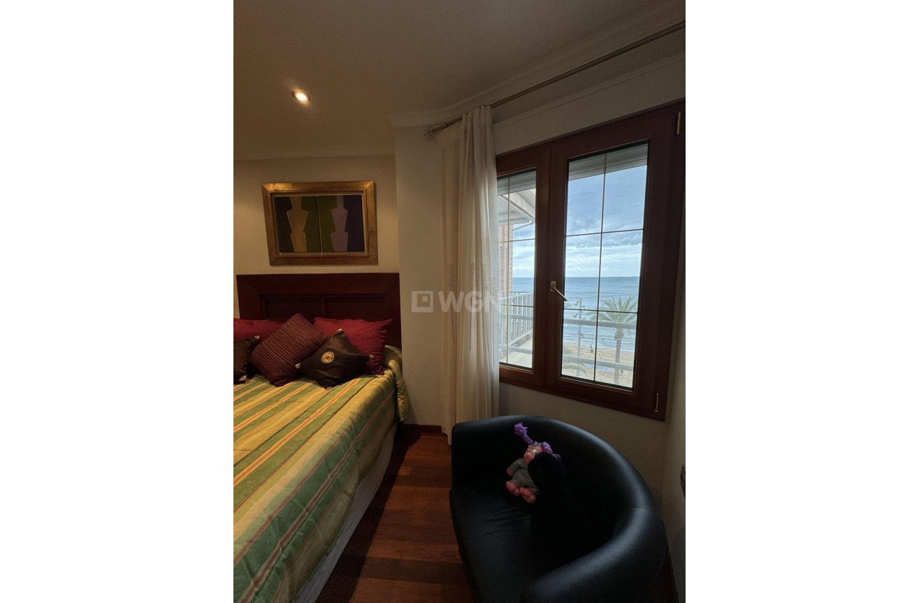 Resale - Apartment / flat - Torrevieja - Playa del Cura