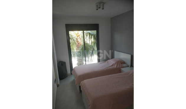 Resale - Apartment / flat - Guardamar del Segura - Costa Blanca