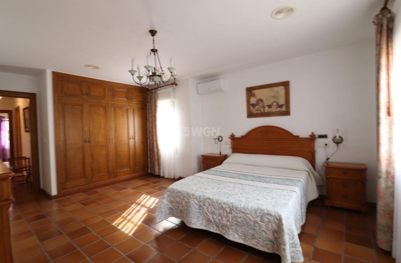 Resale - Villa - Pilar de la Horadada - Costa Blanca