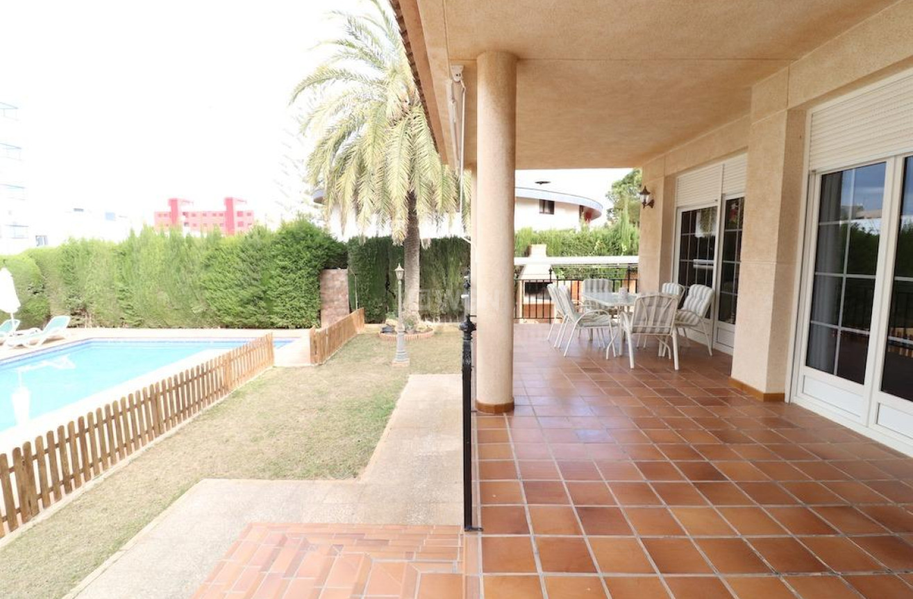 Resale - Villa - Pilar de la Horadada - Costa Blanca