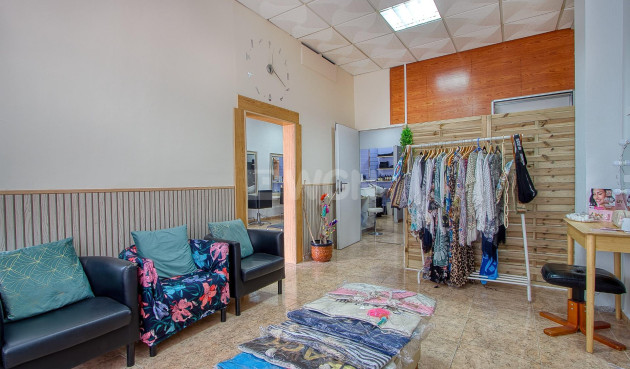 Resale - Commercial - Torrevieja - La Mata