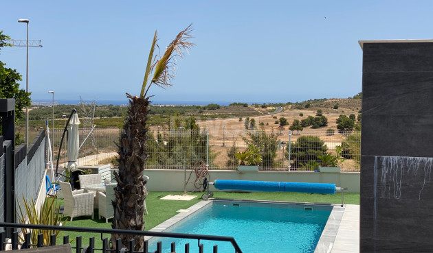 Resale - Villa - San Miguel de Salinas - Inland