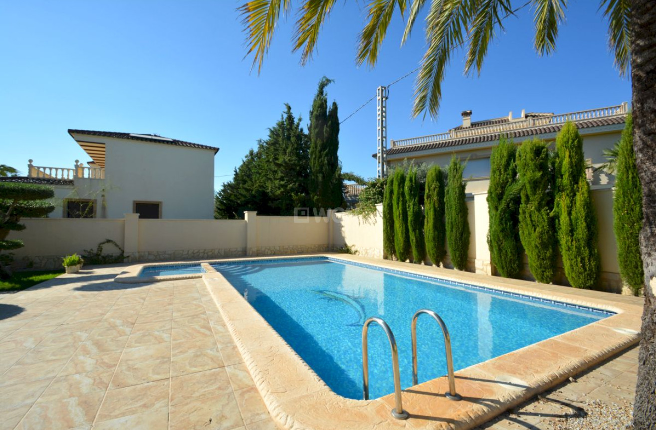 Odsprzedaż - Villa - Orihuela Costa - Costa Blanca