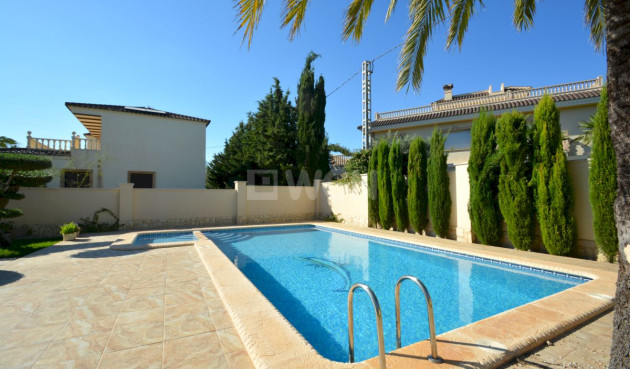 Odsprzedaż - Villa - Orihuela Costa - Costa Blanca