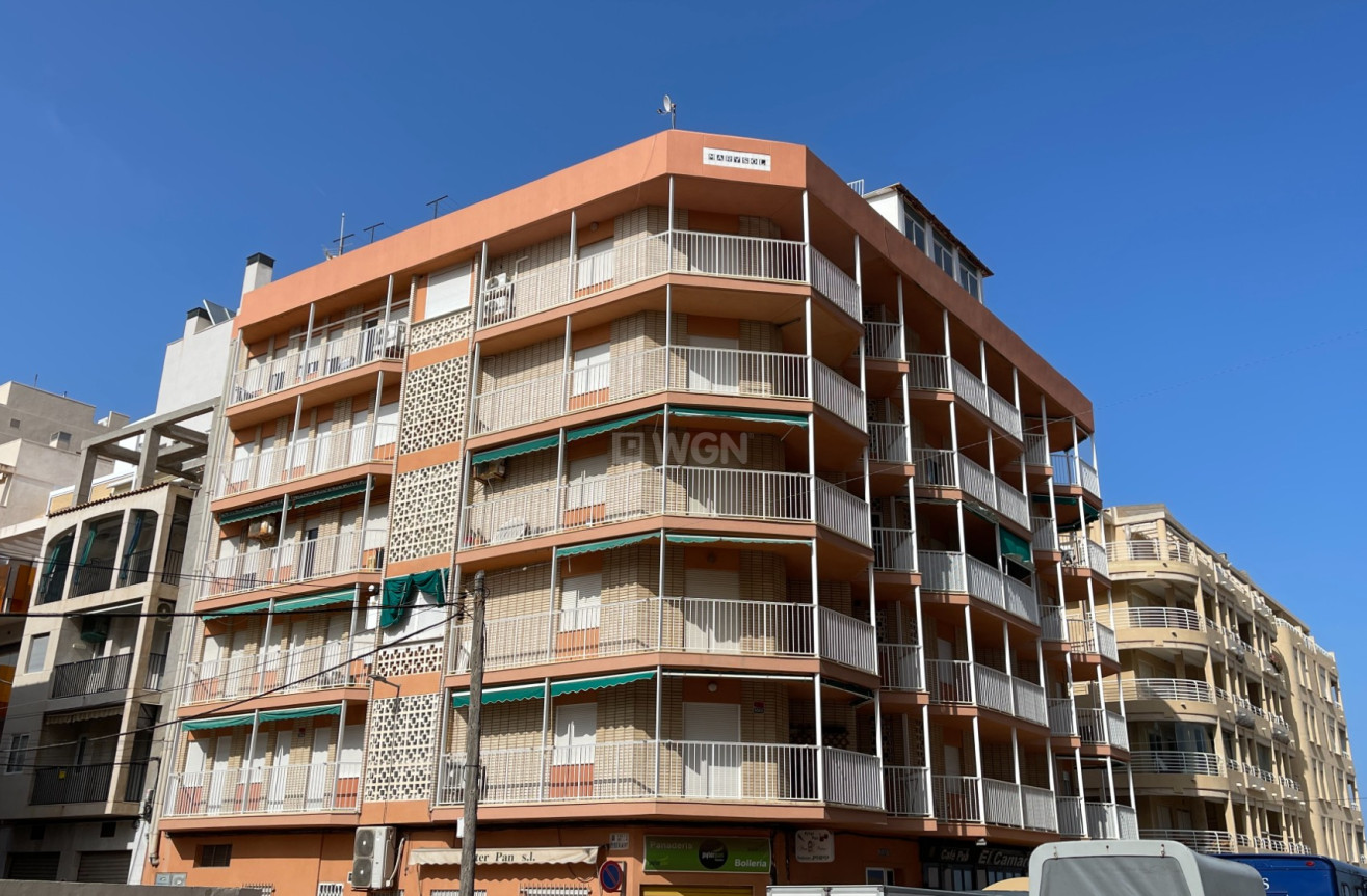 Resale - Apartment / flat - La Mata - Costa Blanca