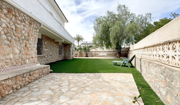 Odsprzedaż - Villa - Orihuela Costa - Costa Blanca