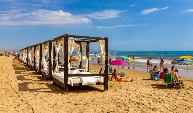 Odsprzedaż - Mieszkanie w bloku - Guardamar del Segura - Costa Blanca