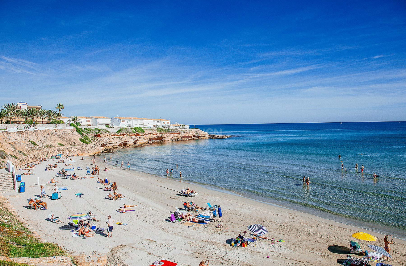 Odsprzedaż - Mieszkanie w bloku - Orihuela Costa - Costa Blanca