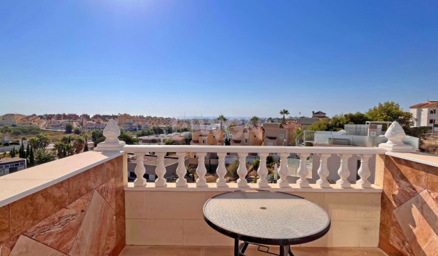 Resale - Villa - Orihuela Costa - Costa Blanca