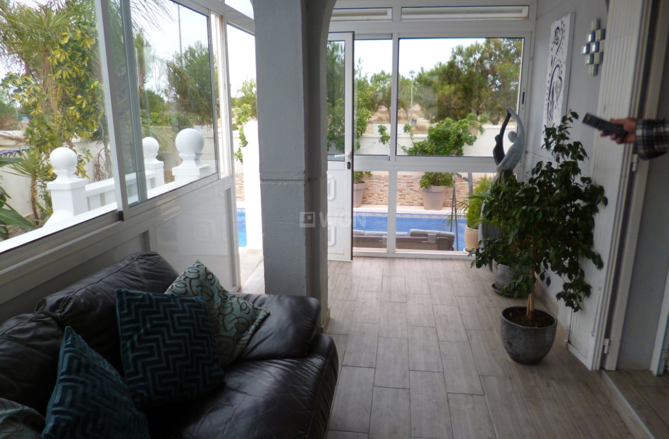 Odsprzedaż - Villa - Playa Flamenca - Costa Blanca