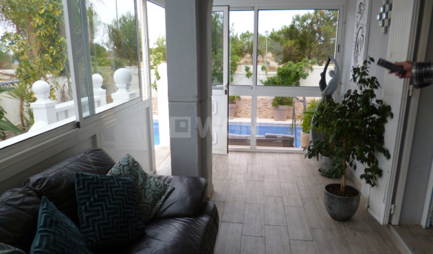 Resale - Villa - Playa Flamenca - Costa Blanca