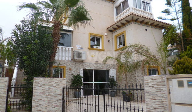 Resale - Villa - Playa Flamenca - Costa Blanca