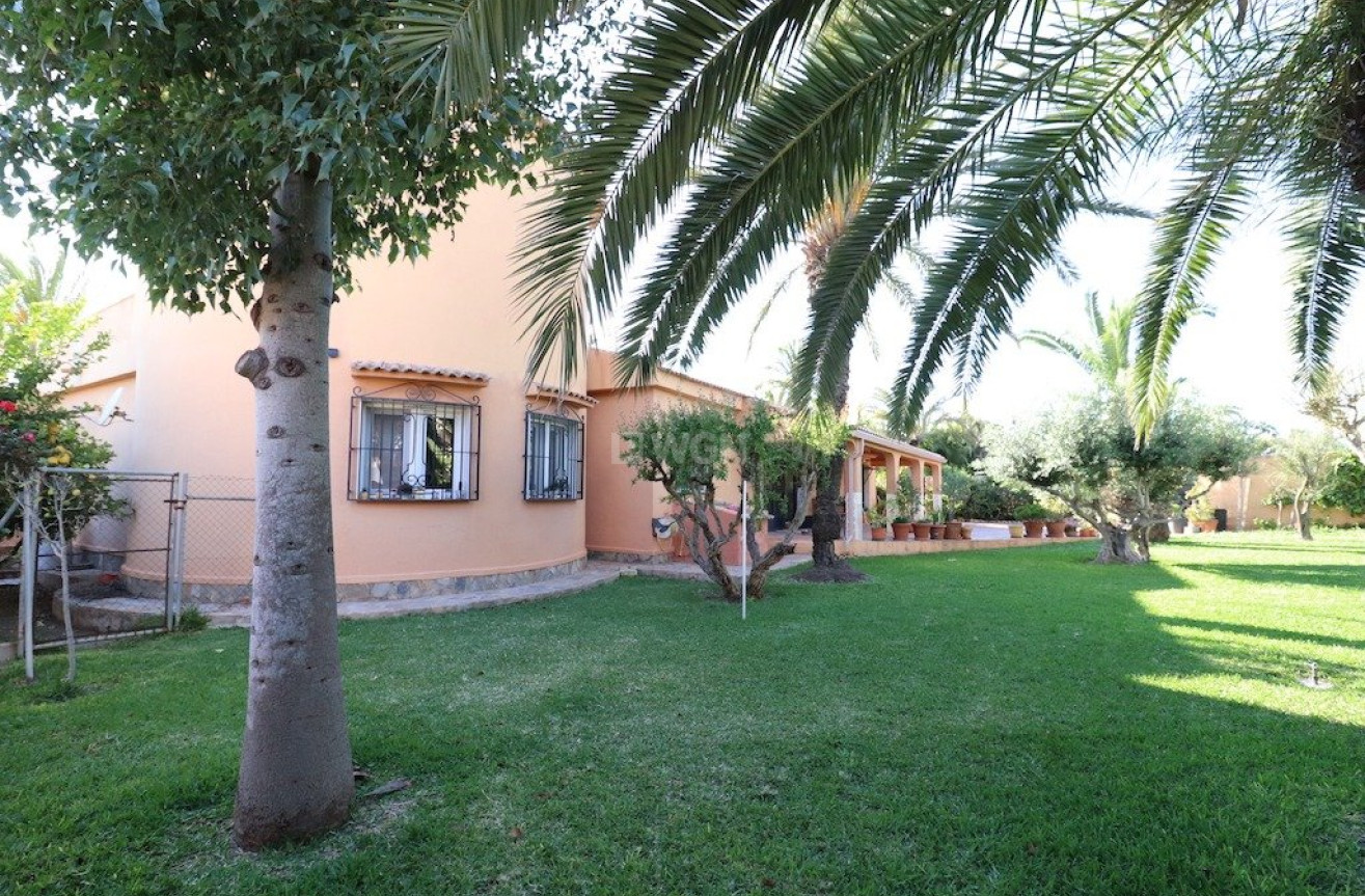 Odsprzedaż - Villa - Torrevieja - Costa Blanca