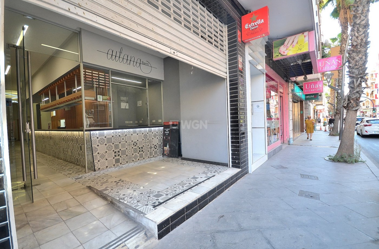 Reventa - Comercial - Torrevieja - Centro