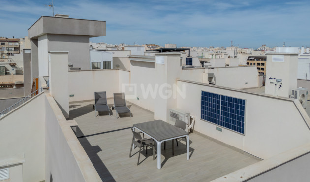 Resale - Apartment / flat - Torrevieja - Costa Blanca