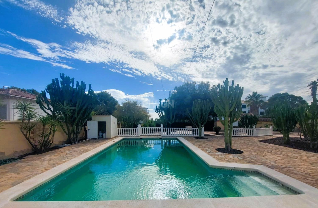 Odsprzedaż - Villa - Orihuela Costa - Costa Blanca