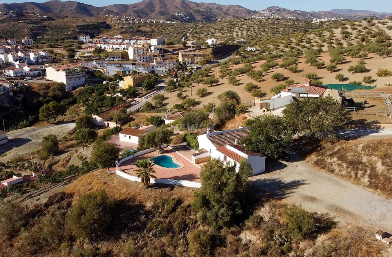 Resale - Villa - Vinuela - Inland