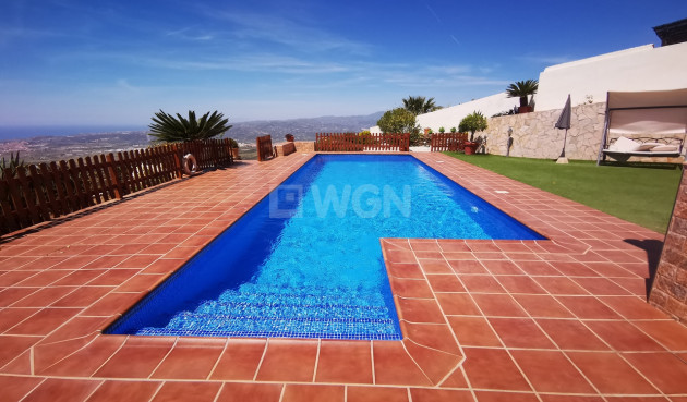 Resale - Villa - Vélez-Málaga - Costa del Sol