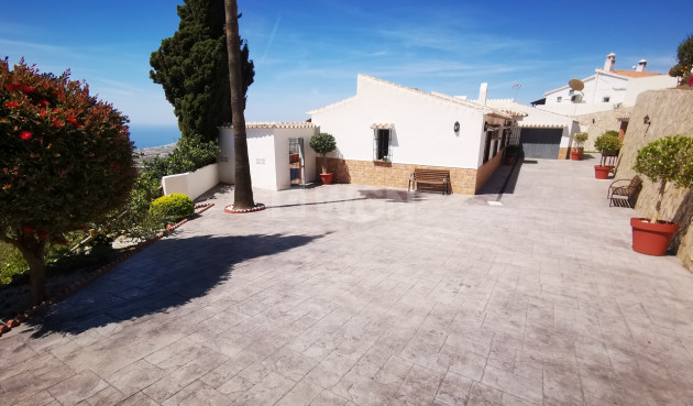 Resale - Villa - Vélez-Málaga - Costa del Sol