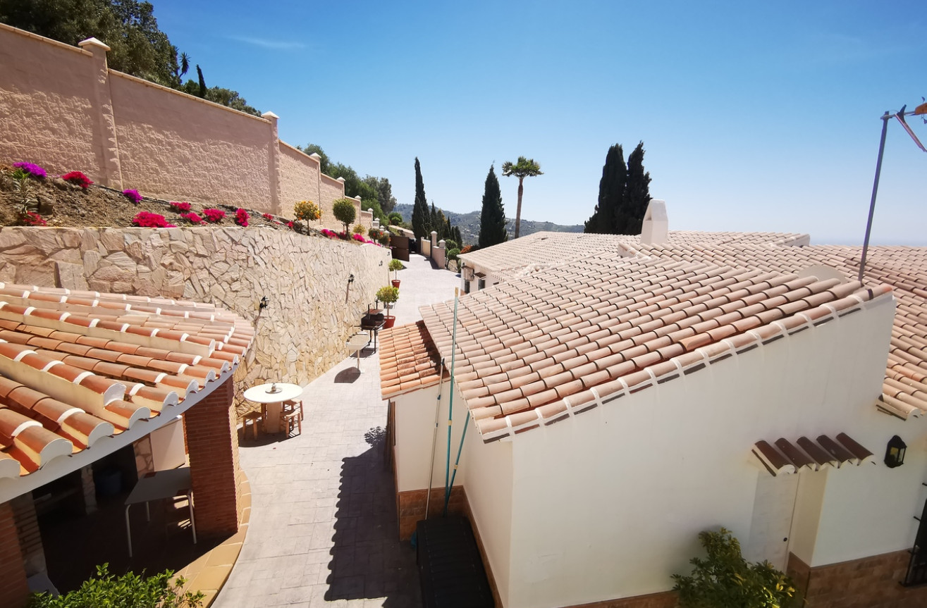 Resale - Villa - Vélez-Málaga - Costa del Sol