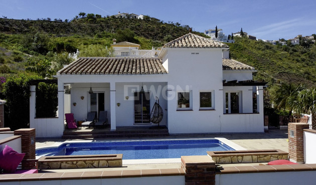 Resale - Villa - Vinuela - Inland