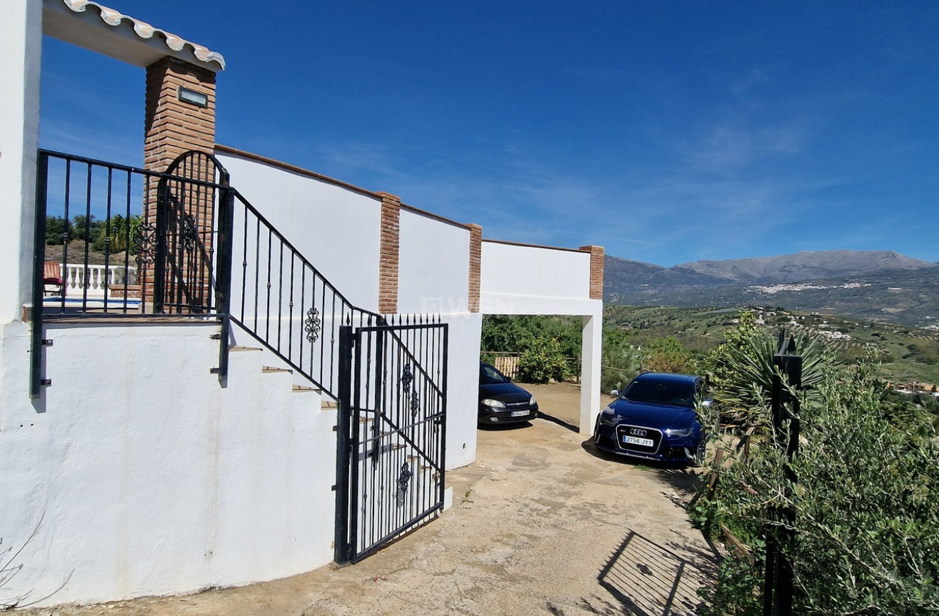 Reventa - Villa - Vinuela - Inland