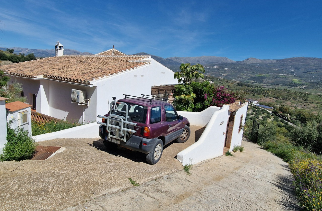 Resale - Villa - Vinuela - Inland