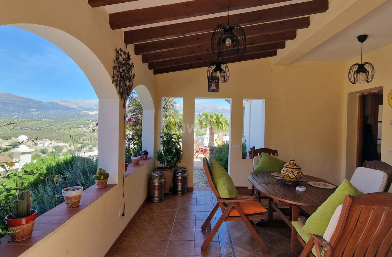 Resale - Villa - Vinuela - Inland