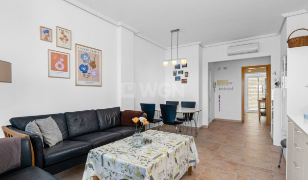 Resale - Apartment / flat - Torrevieja - Costa Blanca