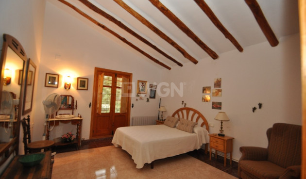 Resale - Villa - Villena - Inland