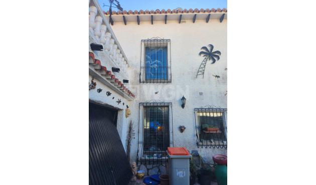 Resale - Villa - Denia - Les Marines