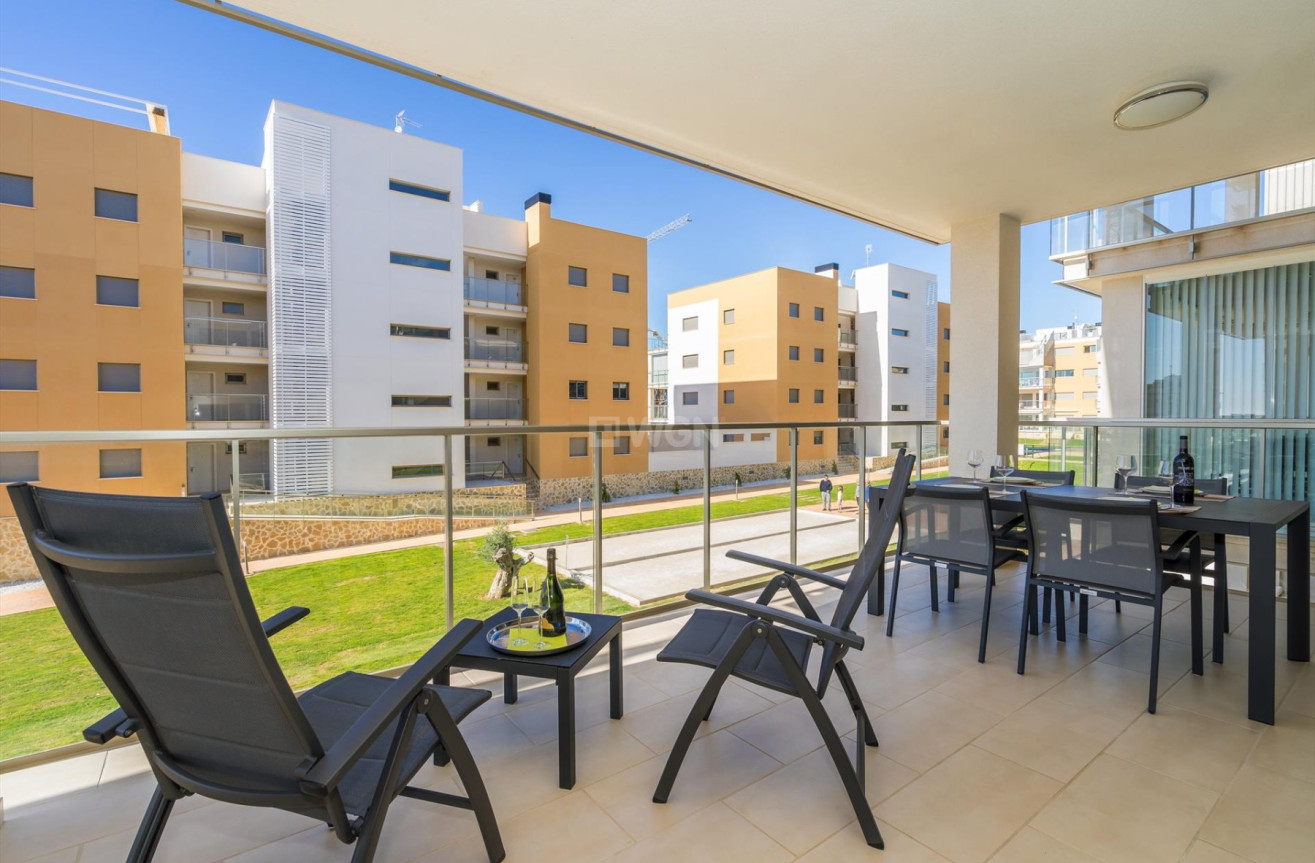 Resale - Apartment / flat - Villamartin - Costa Blanca