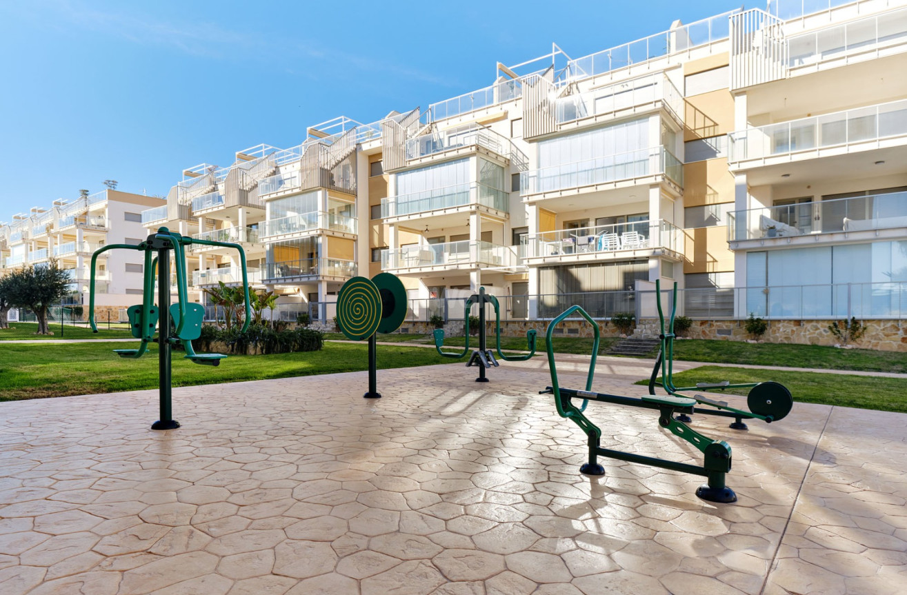 Resale - Apartment / flat - Villamartin - Costa Blanca