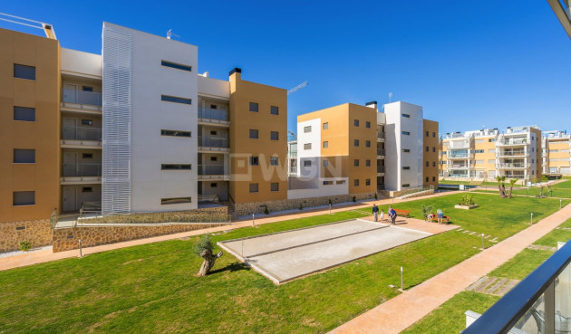 Resale - Apartment / flat - Villamartin - Costa Blanca